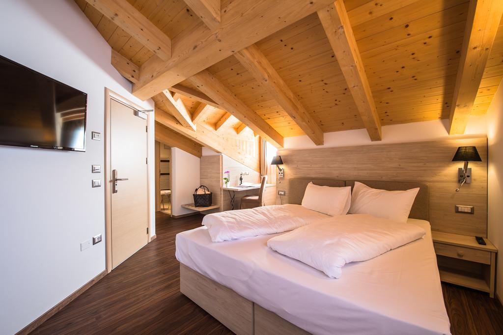 Golden Park Resort Campitello di Fassa Room photo